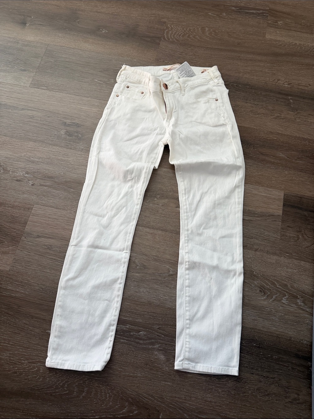 Women’s White Slim Straight Jeans
